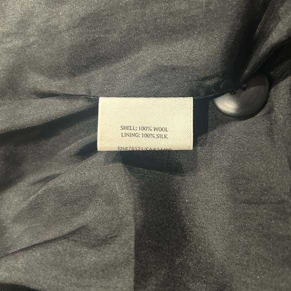 Eileen Fisher Black 100% Wool Lightweight Coat With 100% Silk Lining - Picture 7 of 8